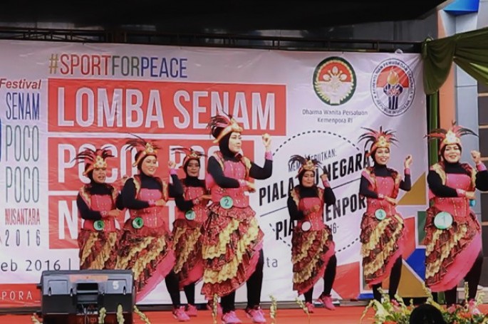 Dharma Wanita Persatuan BSN Mengikuti Lomba Senam Poco-Poco Nusantara 