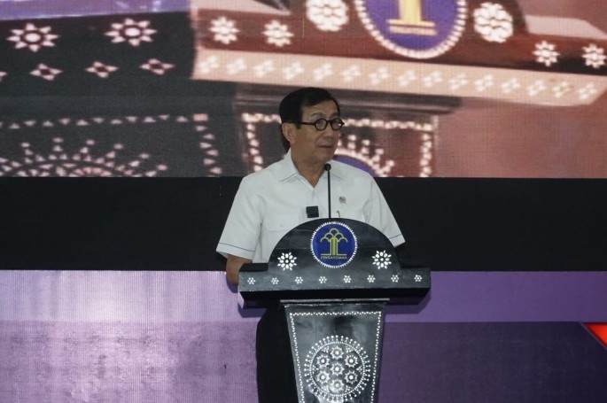 BSN Terima Penghargaan Penilaian Indeks Reformasi Hukum dari Menteri KUMHAM RI